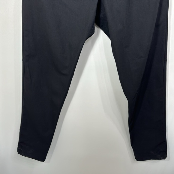 Lululemon Men’s Black pants size 36. - Picture 3 of 10